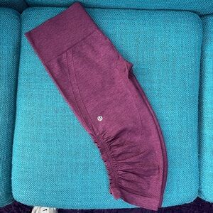 Women’s Lululemon In The Flow Crop Ruched Heathered Berry Yum Yum - Size 8
